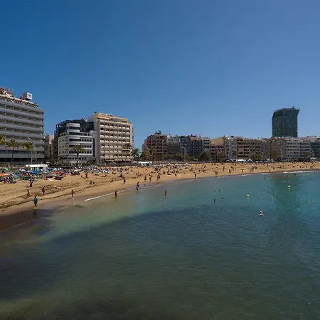 By Playa De Canteras * Las Palmas de Gran Canaria